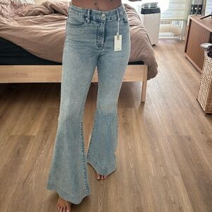 Good American Flare Jeans